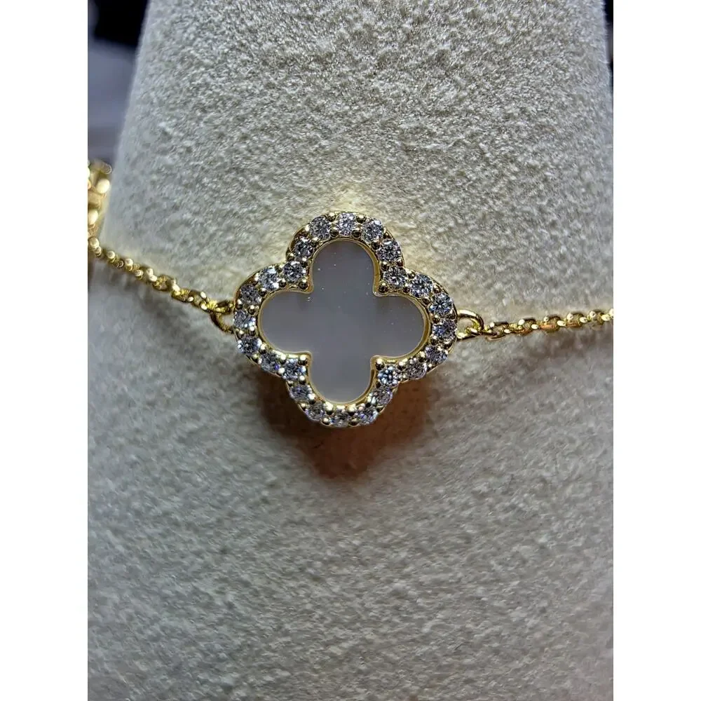 Mother of Pearl & 0.44ctw Moissanite Clover Bracelet | Gold over Silver (7-8